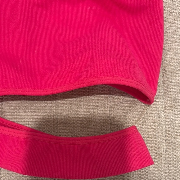 Pink One-Shoulder Women's Seamless Garage Top - Picture 6 of 9